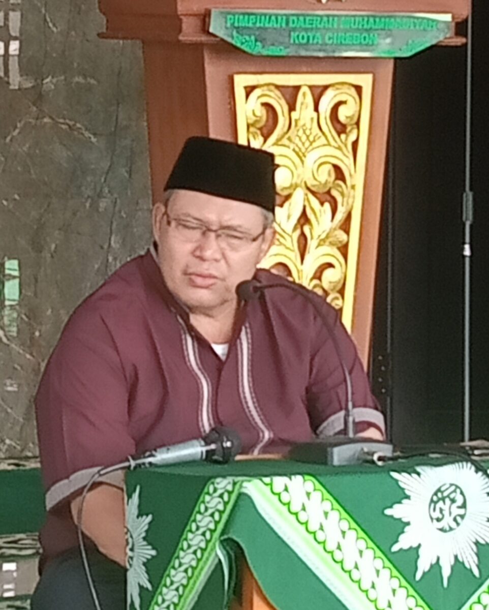 Pembahasan Hukum Waris dalam Pengajian Ahad Pagi di Masjid Sangkana Muhammadiyah Harjamukti