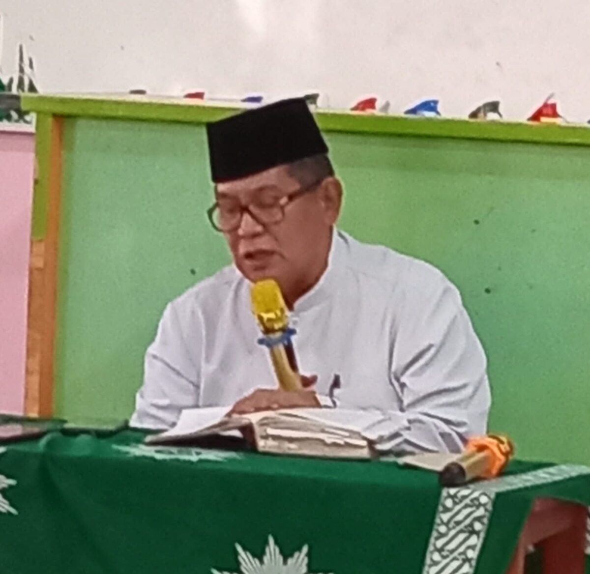Pengajian Ahad Pagi PCM Kesambi, Hadirkan Prof. Dr. Ahmad Dahlan, M.Ag.