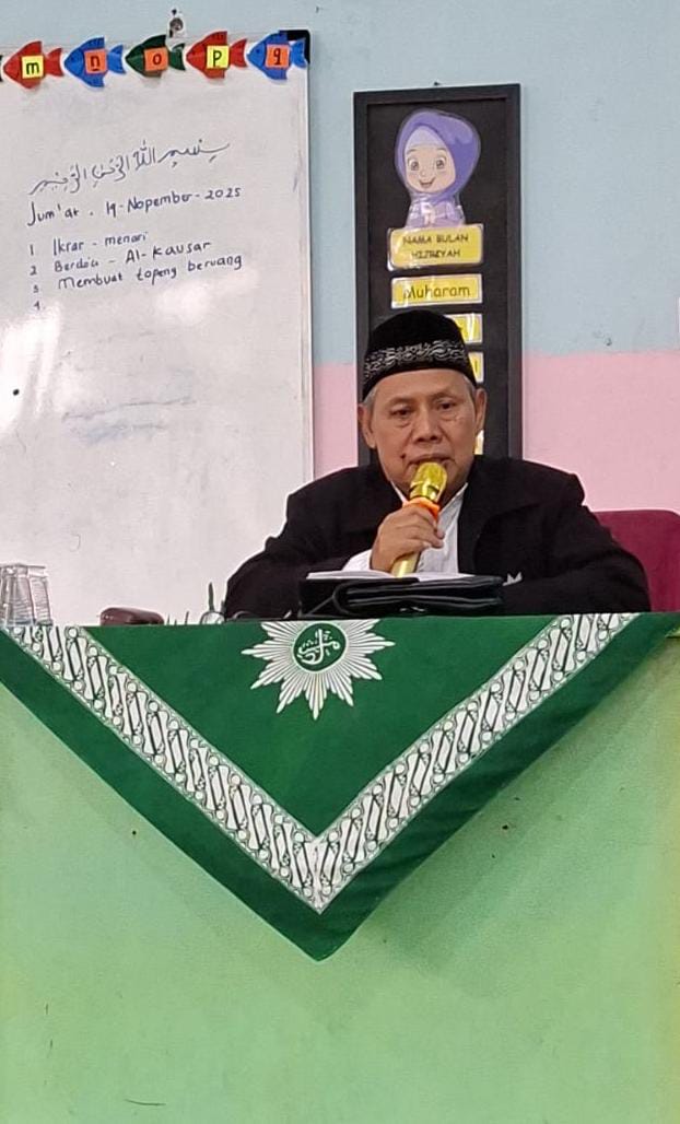 Pengajian Ahad Pagi PCM Kesambi: Dr. Muhlis Kupas Tuntas Sepuluh Penyebab Hati Mati