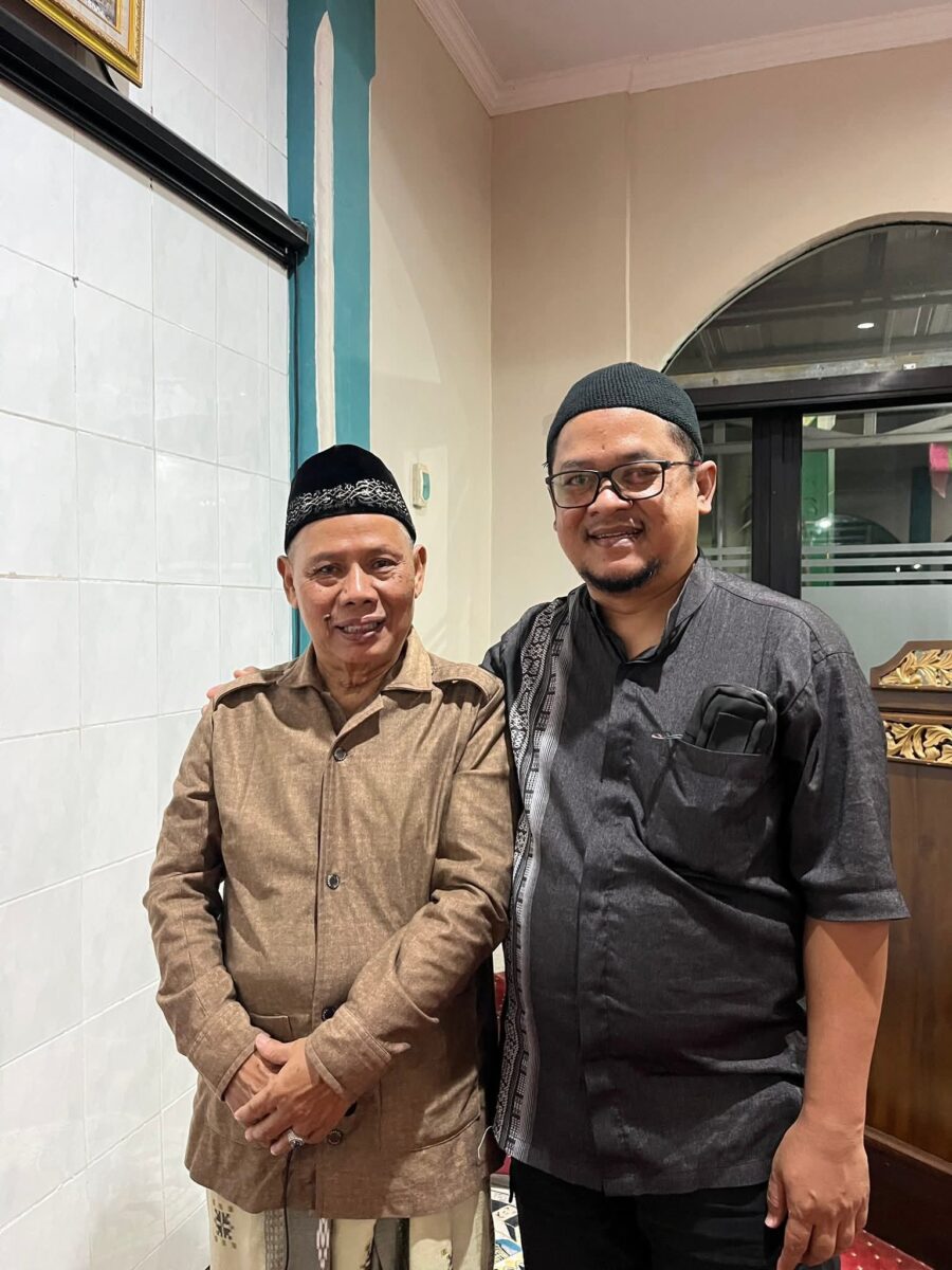 Salat Tarawih Perdana di Masjid Santun: Ustadz Dr. Muhlis Paparkan Empat Pilar Meraih Hakikat Takwa