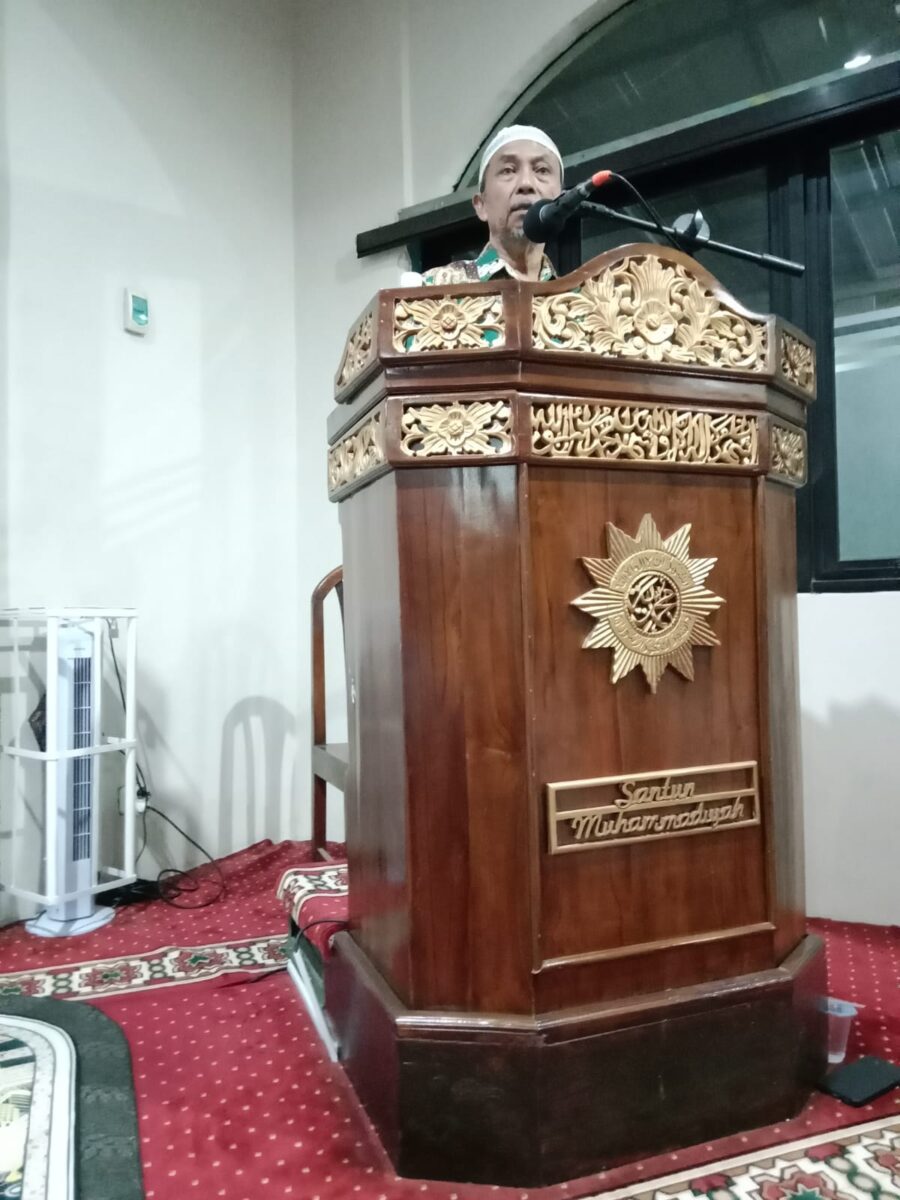 Tarawih Malam Ketiga di Masjid Santun: Ustadz Ali Mahfudz Urai Kegelisahan Manusia dan Jaminan Allah di Bulan Ramadhan