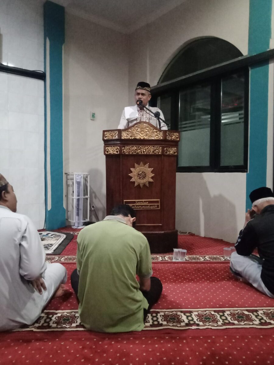 Tarawih Malam Keenam di Masjid Santun: Ustadz Didin Ahidin Paparkan Tiga Amalan Utama di Bulan Ramadhan