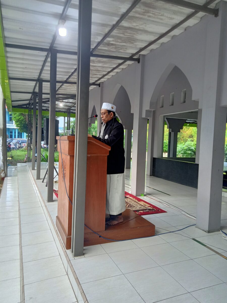 Salat Idul Fitri 1447 H di Kampus UMADA: Prof. Dr. KH. Toto Santi Aji Tekankan Keimanan yang Menyentuh Hati