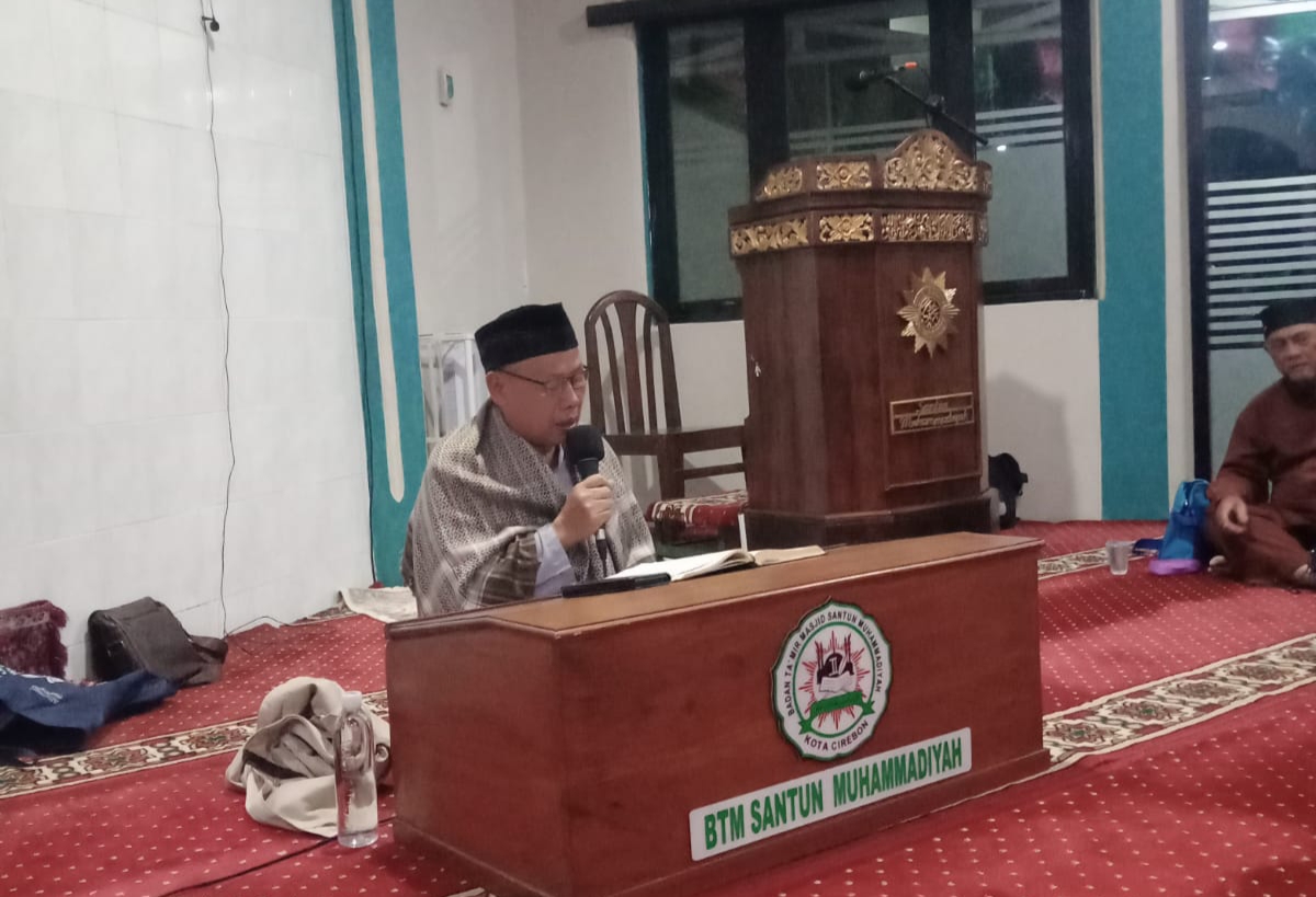 Masjid Santun Muhammadiyah Gelar Pengajian Reboan, Ustadz DR. H. Muchlis Uraikan Islam Sebagai Agama Dinamis dan Berkemajuan