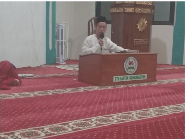 Ustadz Agus Wahid Luruskan Pemahaman Hadis tentang Tangisan Keluarga dan Siksaan Mayit