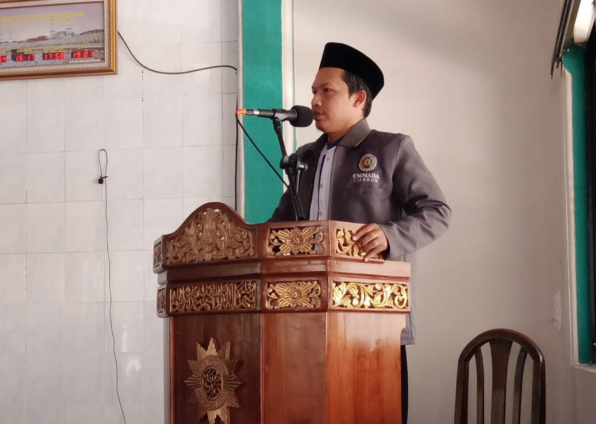 Khutbah Jumat di Masjid Santun Muhammadiyah Kota Cirebon: Menggugah Ibadah Berdampak Sosial