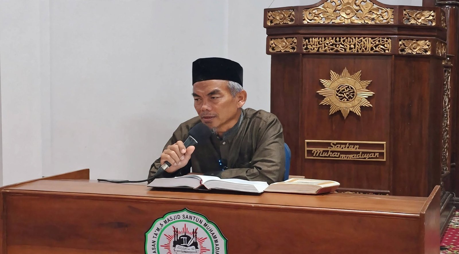 Pengajian Reboan Masjid Santun Muhammadiyah Kota Cirebon Bahas Ashabul Qaryah dan Ashabul Rass