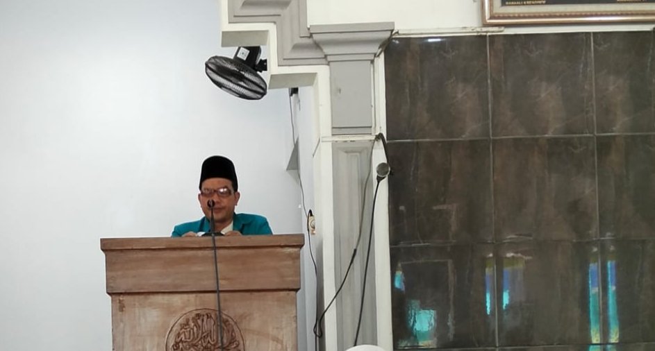 Khotbah Jumat di Masjid Ad-Dien UMMADA Cirebon: “Berhenti Mengeluh, Hidup Hanya Butuh Syukur dan Sabar”