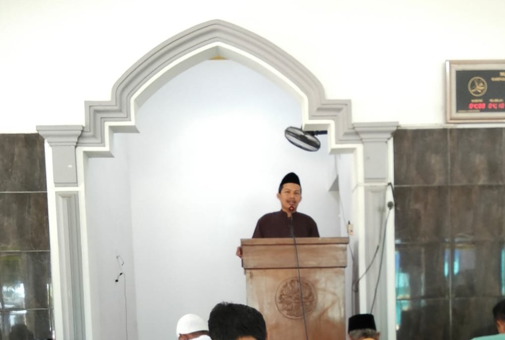 Khutbah Jum’at di Masjid Ad-Dien UMMADA Kalitanjung: Tiga Jalan Keselamatan Dunia dan Akhirat