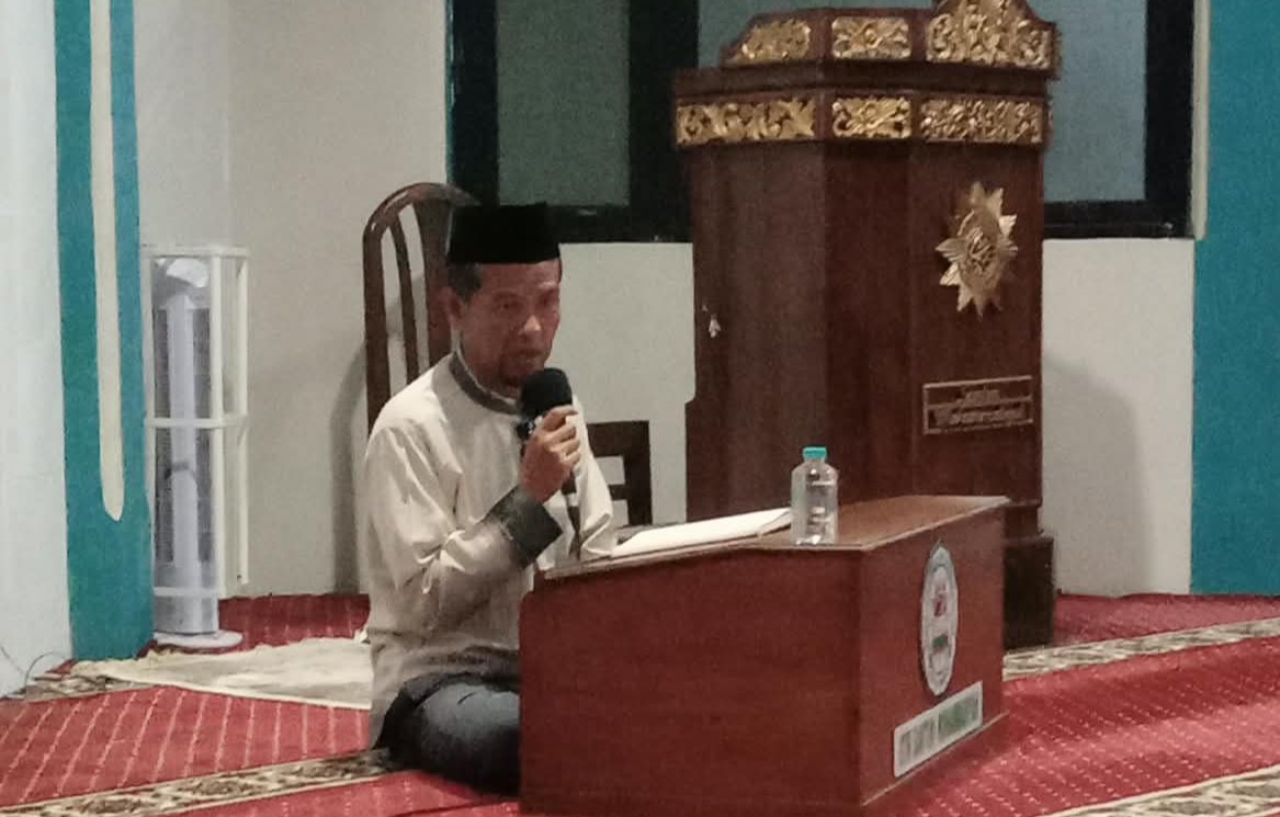 Pengajian Reboan Cirebon: Ustadz Maman Bahas Larangan Membela Pengkhianat