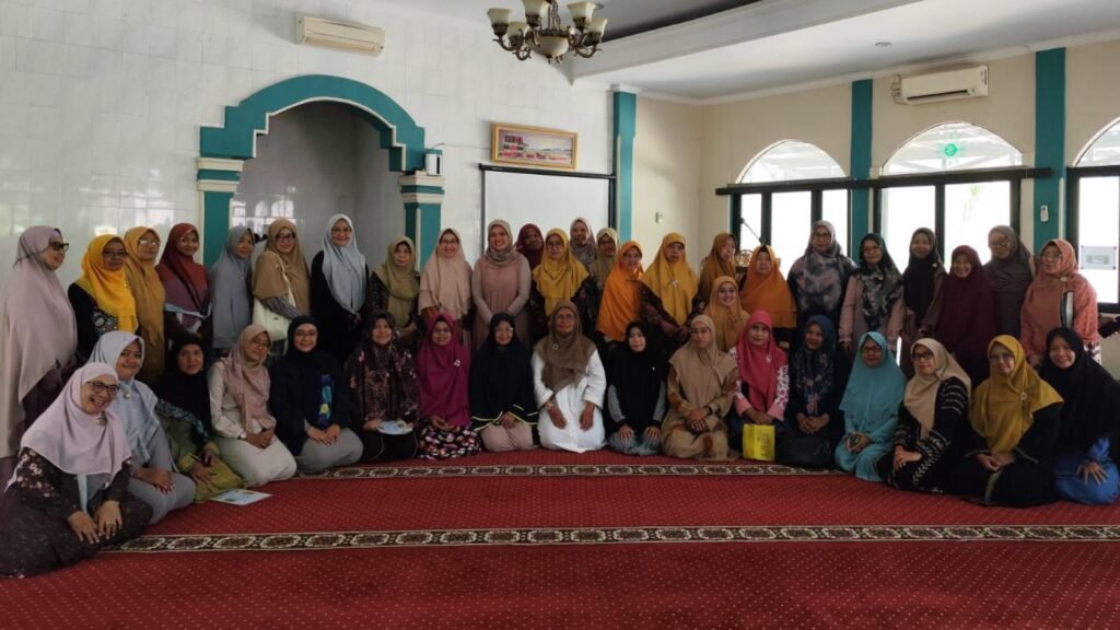 foto bersama sebagian peserta kajian bersama narasumber